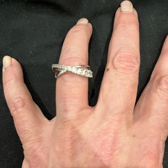 Swarovski Twist Ring - Picture 3 of 6